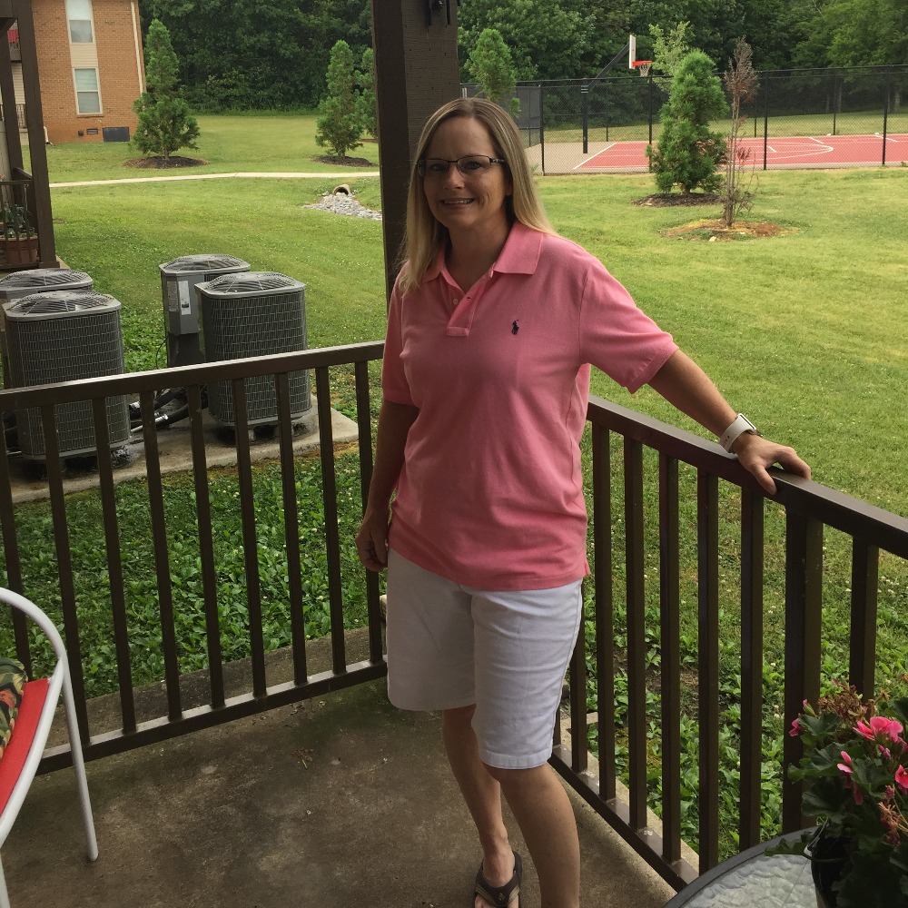 Meet your Posher, Stacy